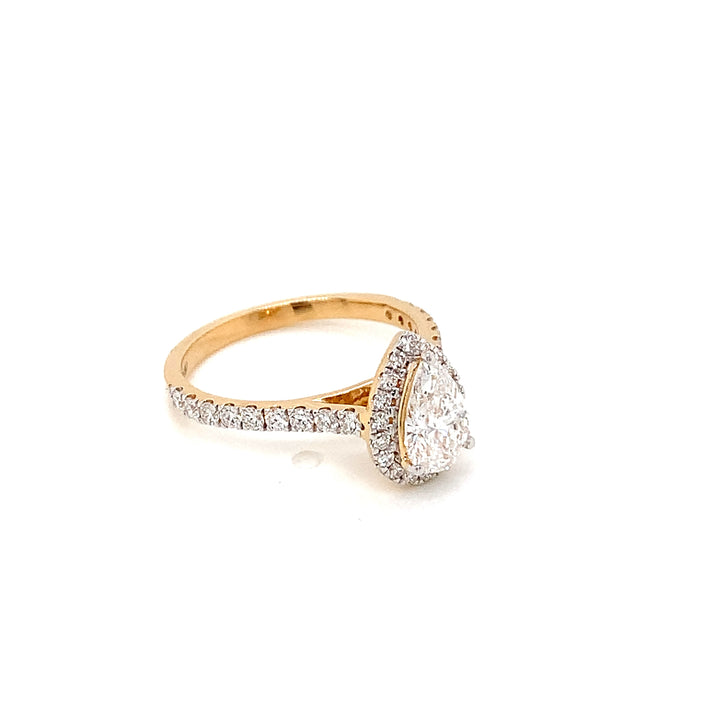 18K YG LAB Grown Diamond Cluster Ring-1pc