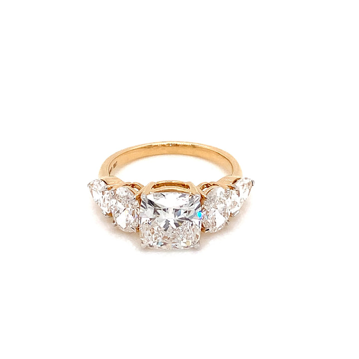 18K YG LAB Grown Solitaire with Side Diamond Ring-1pc