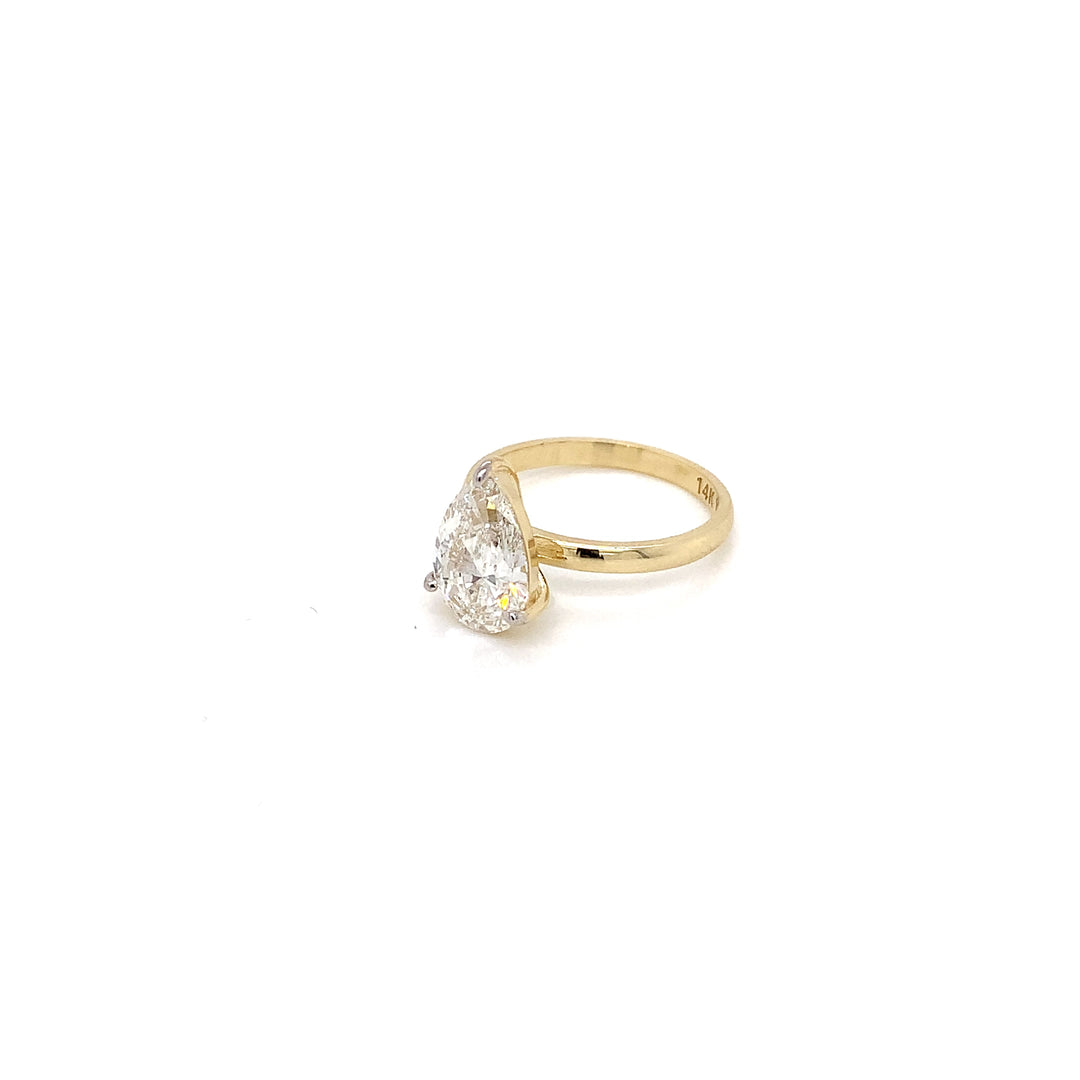 14K YG Lab Pear Shape  Diamond Ring-1pc