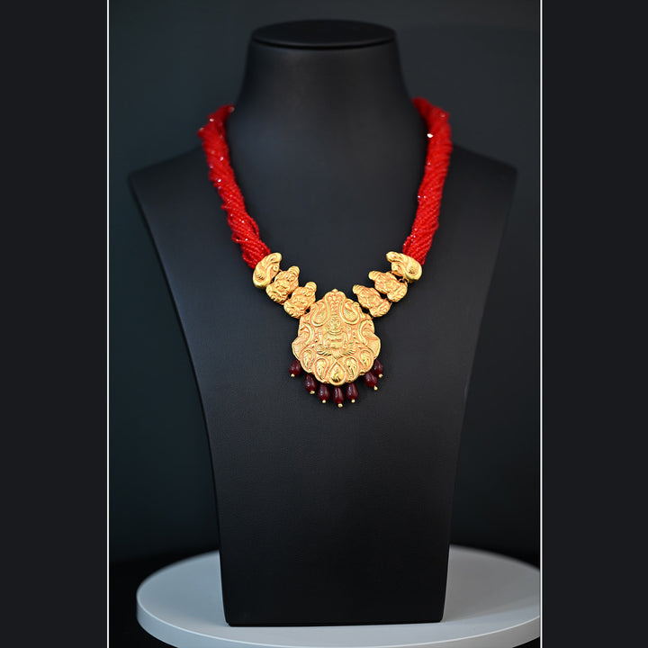 Traditional YG Red Crystal Necklace-1pc