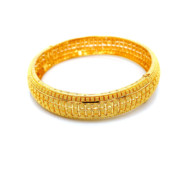 22K YG Screw Bangle-1pc