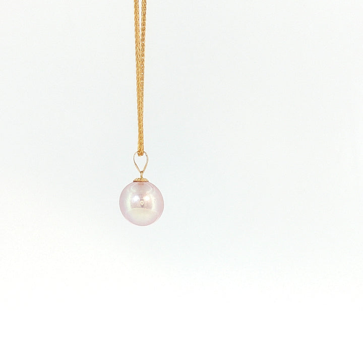 18K YG Pendant with 9.33mm lavender Fresh water pearl Pendant