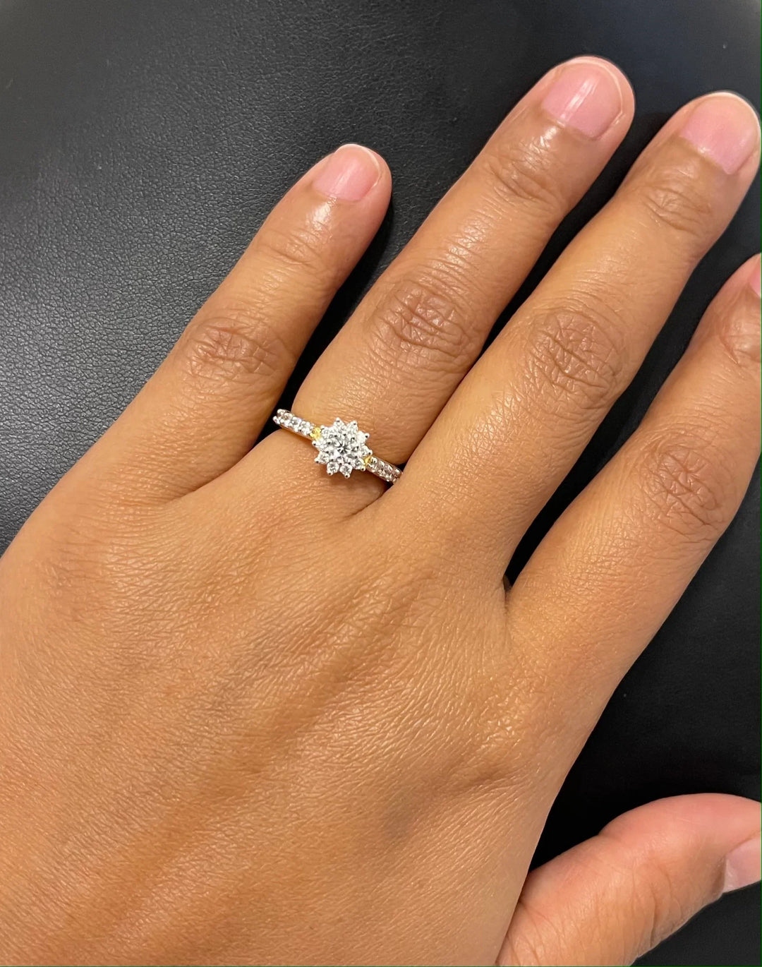 18K YG Star Diamond Ring-1pc