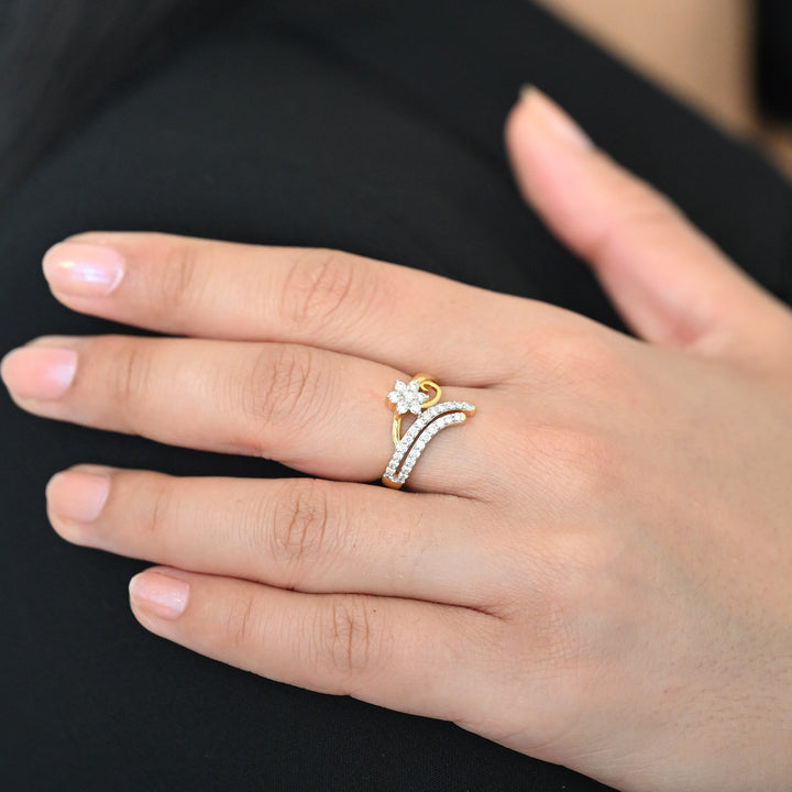 18K YG Women Star Diamond Ring- 1pc