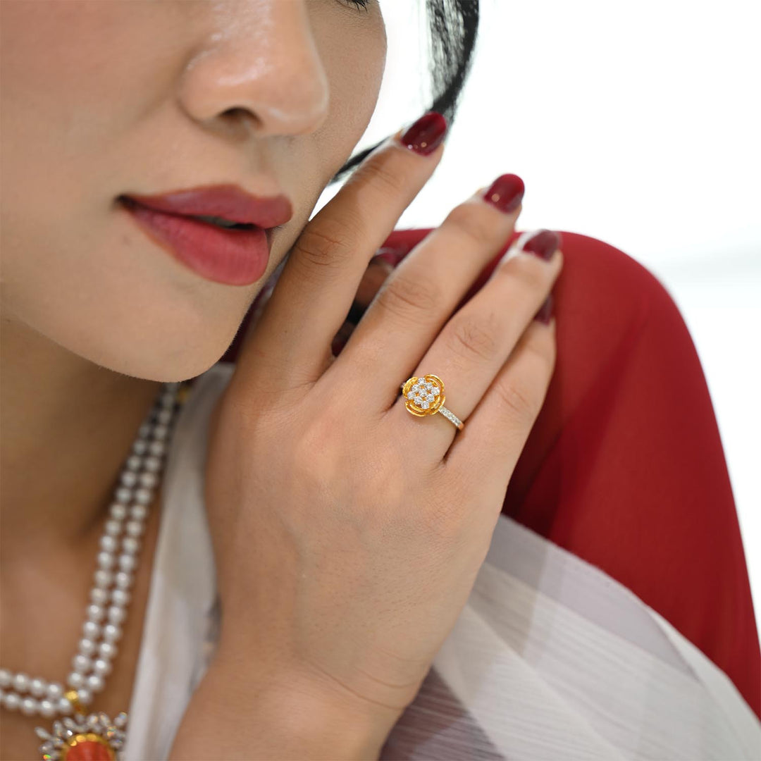 18K YG Women Fancy Diamond Ring- 1pc