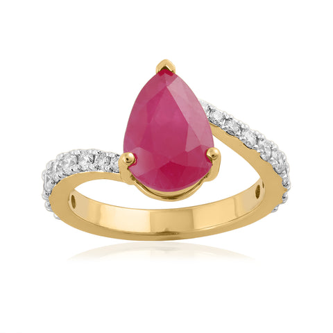 18K YG Cluster Diamond with Created Ruby Ring-1pc
