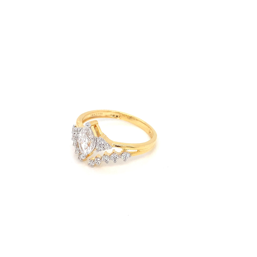 14K YG Cluster Diamond Ring-1pc