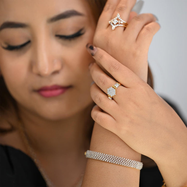 18K YG Cluster Diamond Ring-1pc