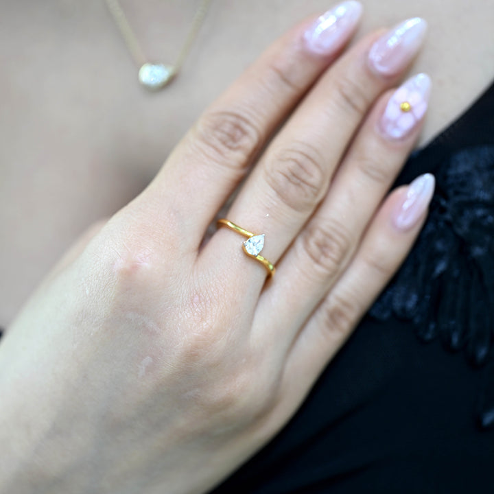 18K YG Cluster Diamond Ring-1pc