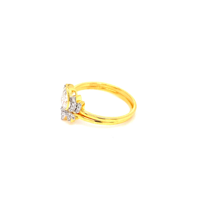 18K YG Cluster Diamond Ring-1pc