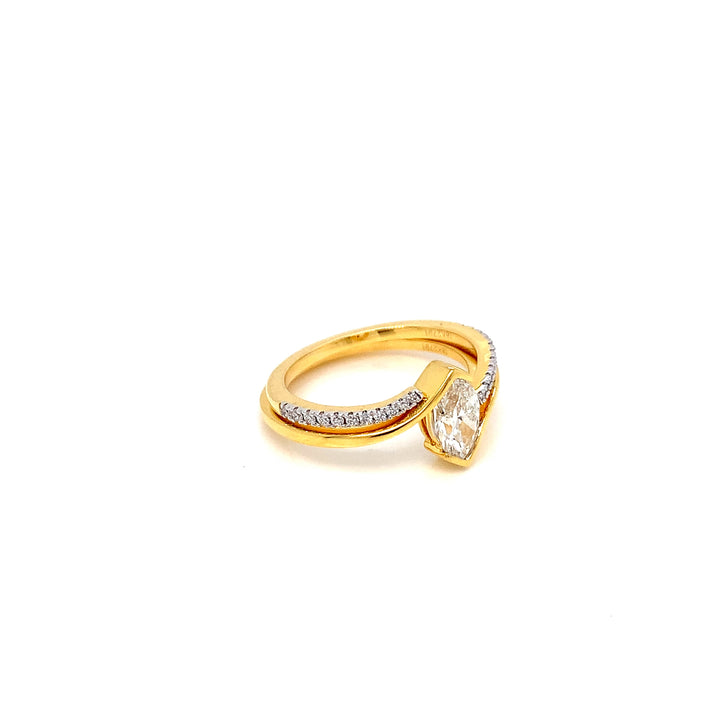 18K YG Cluster Diamond Ring-1pc