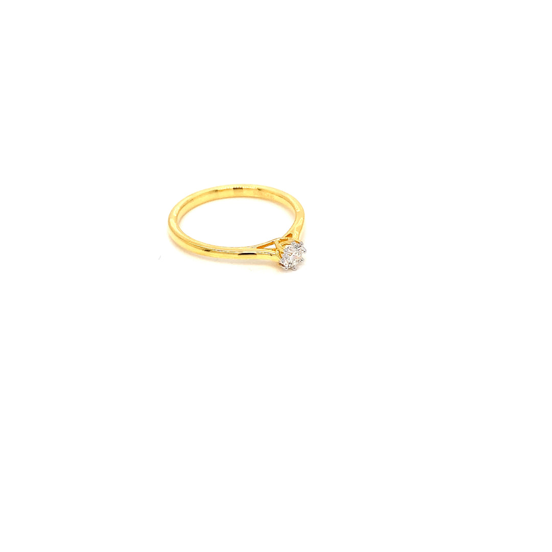 18K YG Solitaire Diamond Ring-1pc