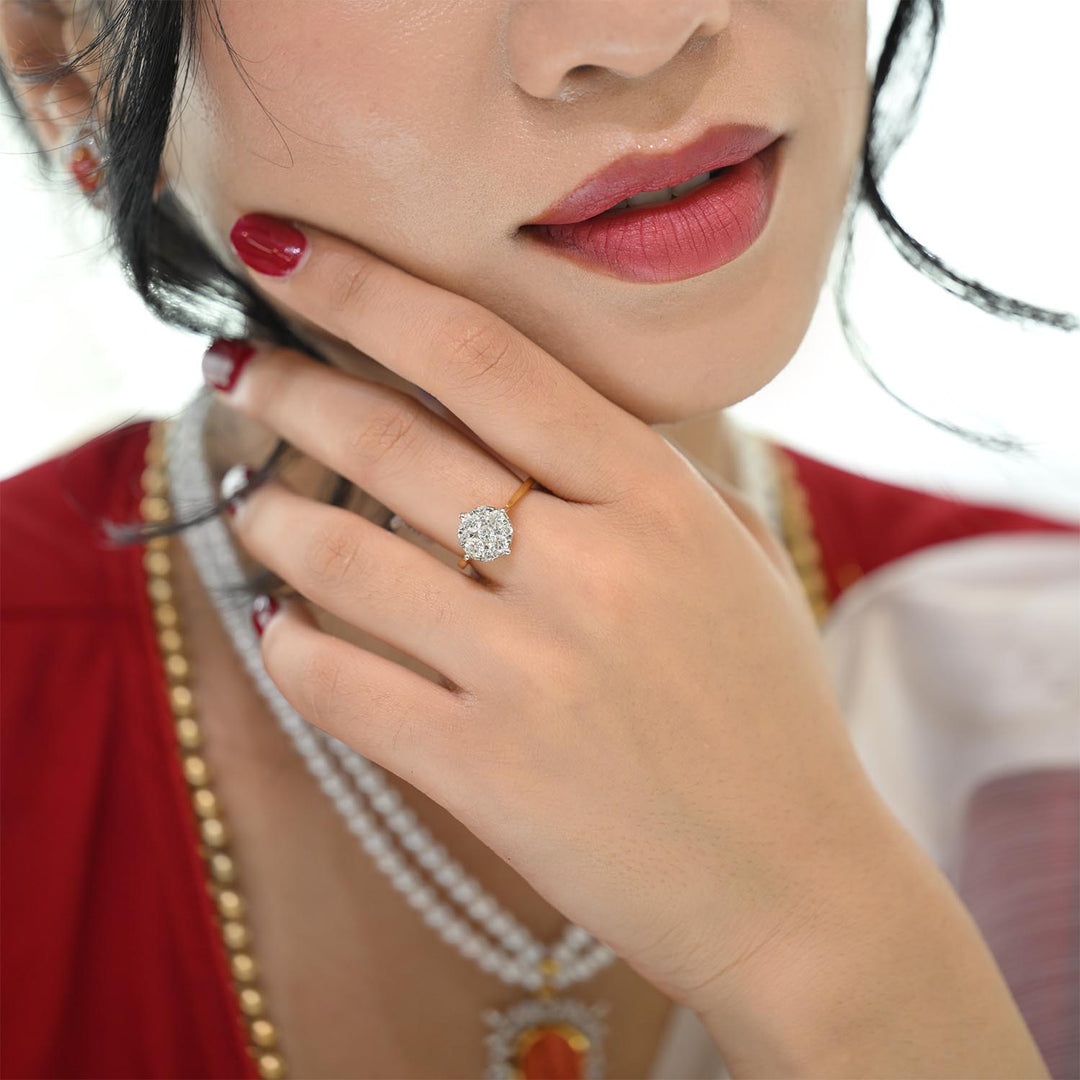 18K YG Cluster Diamond Ring-1pc