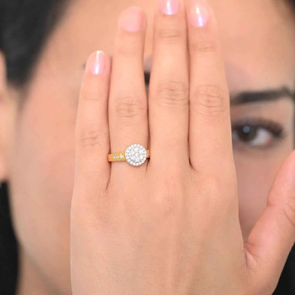 18K YG Cluster Diamond Ring-1pc