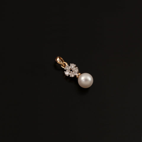 18K YG Cluster Diamond with Pearl Pendant-1pc