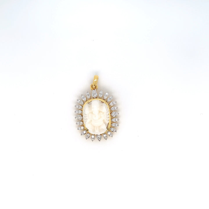 14K YG Cluster Diamond with Coral Pendant-1pc