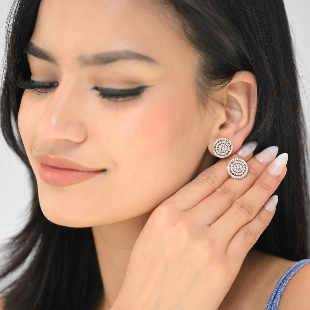 14K YG Cluster Diamond Earring- 1pair