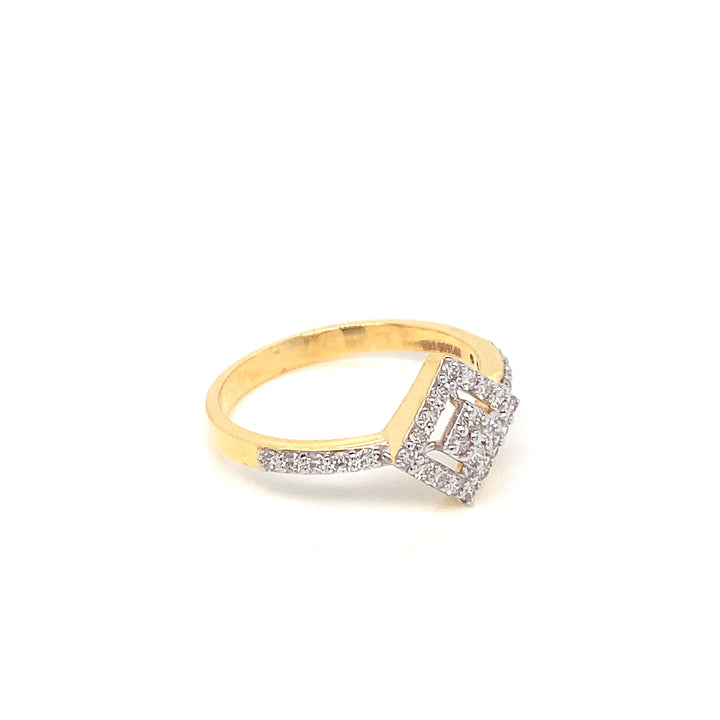 14K YG Cluster Diamond Ring-1pc