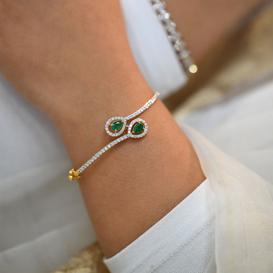 14K YG Screw Diamond, Emerald Bangle-1pc