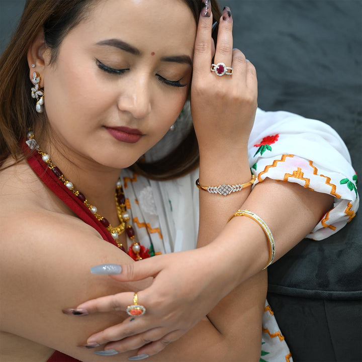 18K YG Cluster Diamond, Ruby Ring-1pc