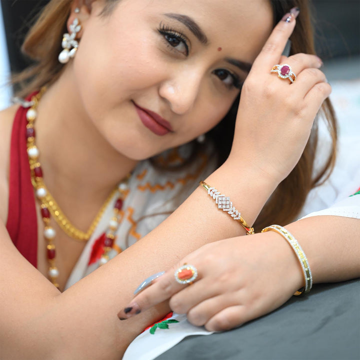 14K YG Screw Diamond Bangle-1pc