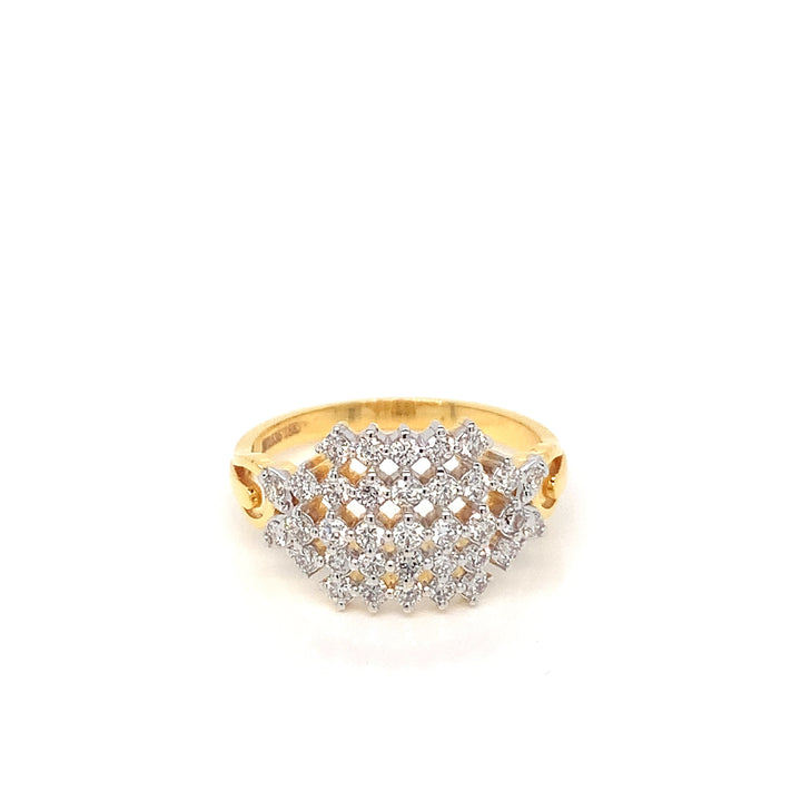 18K YG Cluster Diamond Ring-1pc