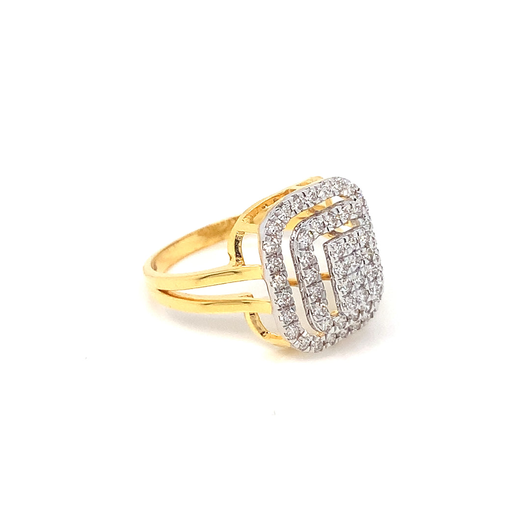 18K YG Cluster Diamond Ring-1pc