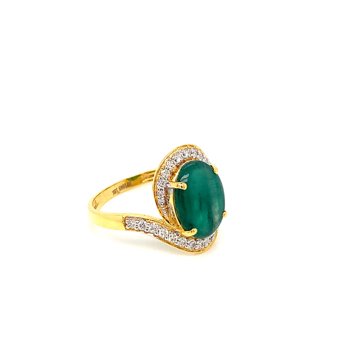 18K YG Cluster Diamond, Emerald Ring-1pc