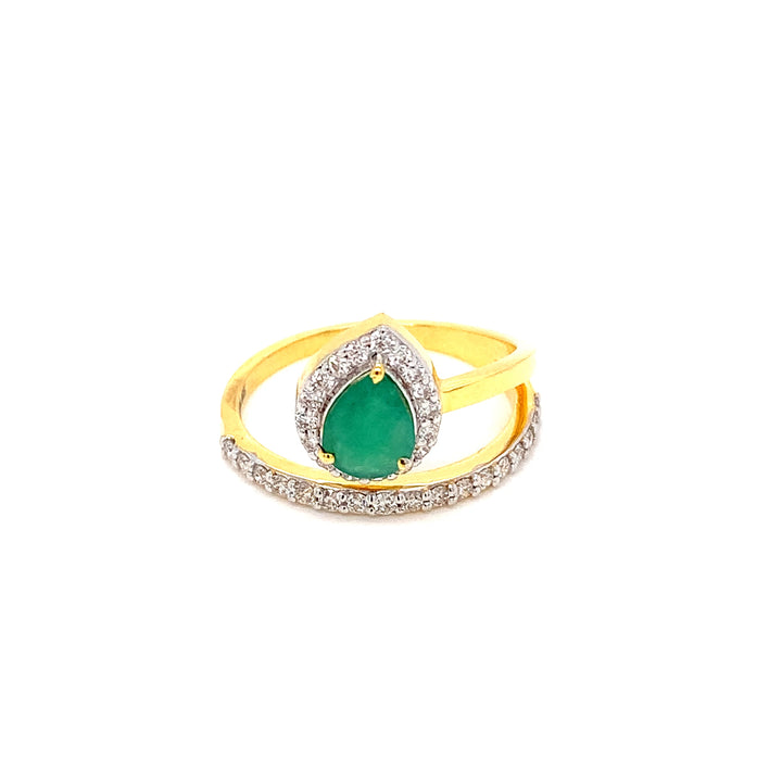 18K YG Cluster Diamond, Emerald Ring-1pc