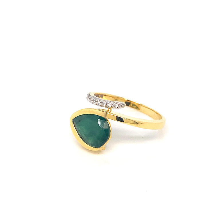 14K YG Cluster Diamond, Emerald Ring-1pc
