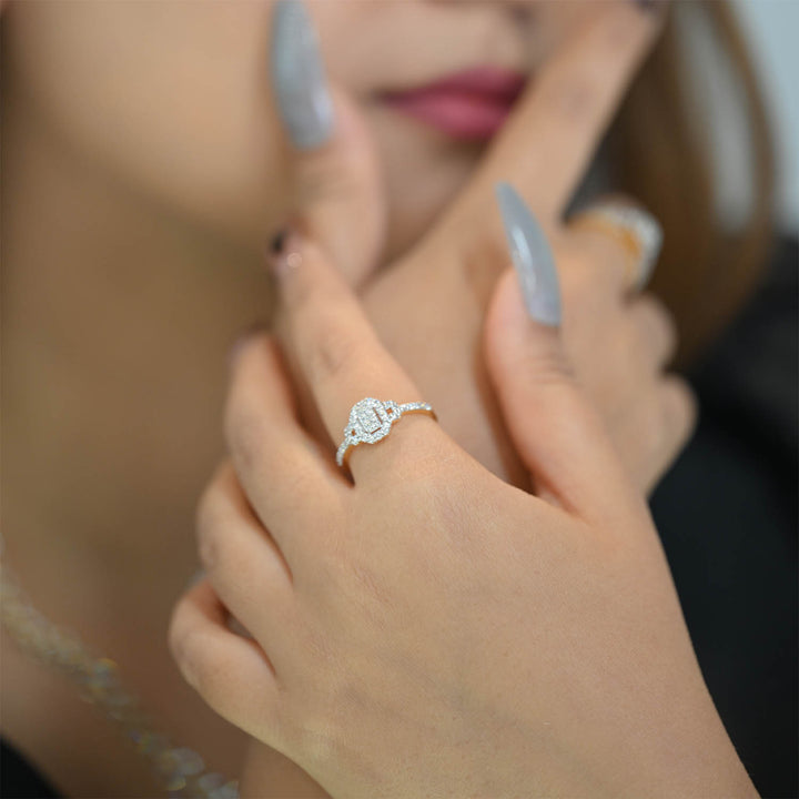 14K YG Cluster Diamond Ring-1pc