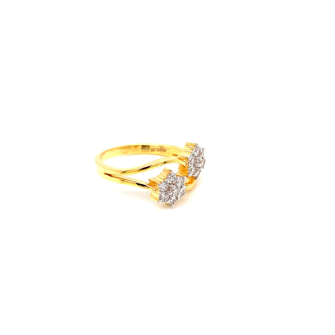 18K YG Star Diamond Ring-1pc