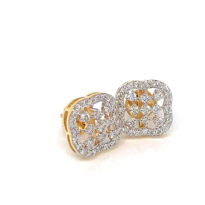 14K YG Cluster Diamond Earring-1pair