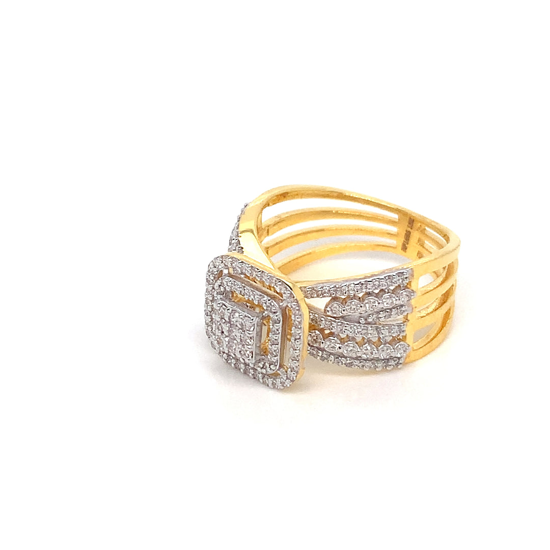 18K YG Cluster Diamond Ring-1pc