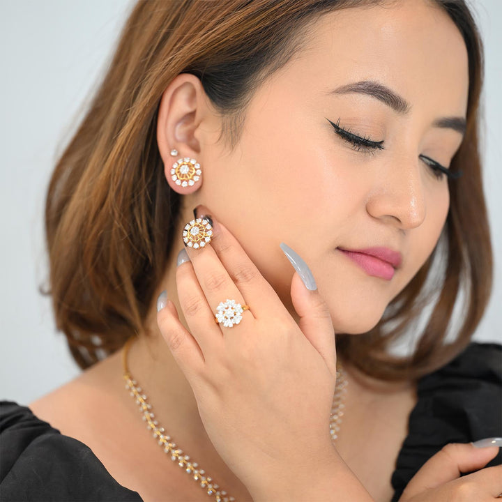 14K YG Cluster Diamond Earring-1pair