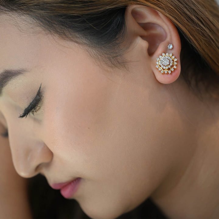 14K YG Cluster Diamond Earring-1pair