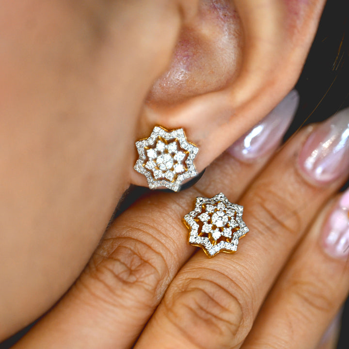 14K YG Cluster Diamond Earring-1pair