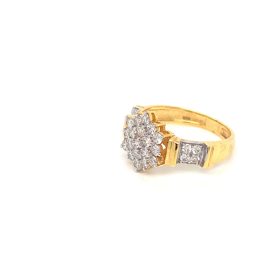 18K YG Star Diamond Ring-1pc