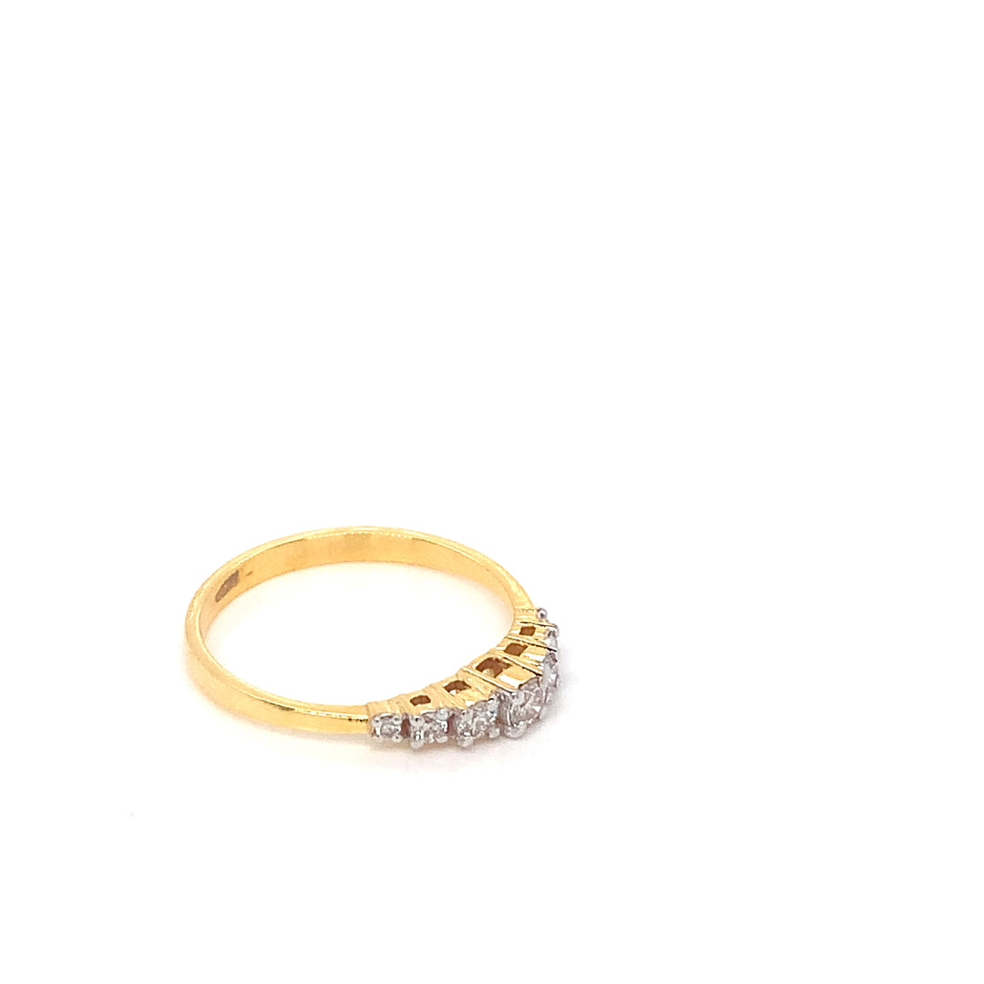 18K YG Cluster Diamond Ring-1pc