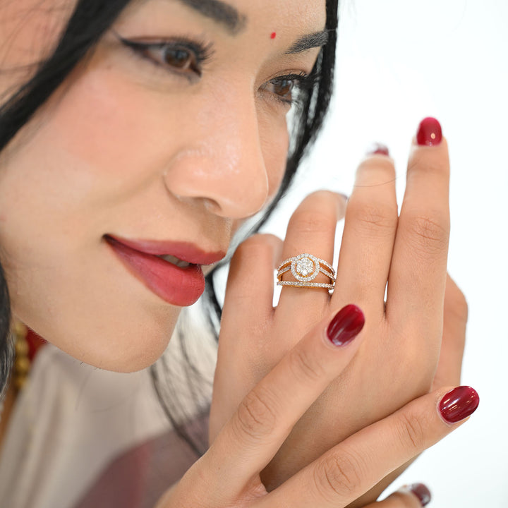 18K YG Cluster Diamond Ring-1pc