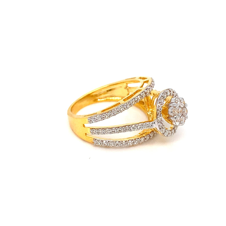 18K YG Cluster Diamond Ring-1pc