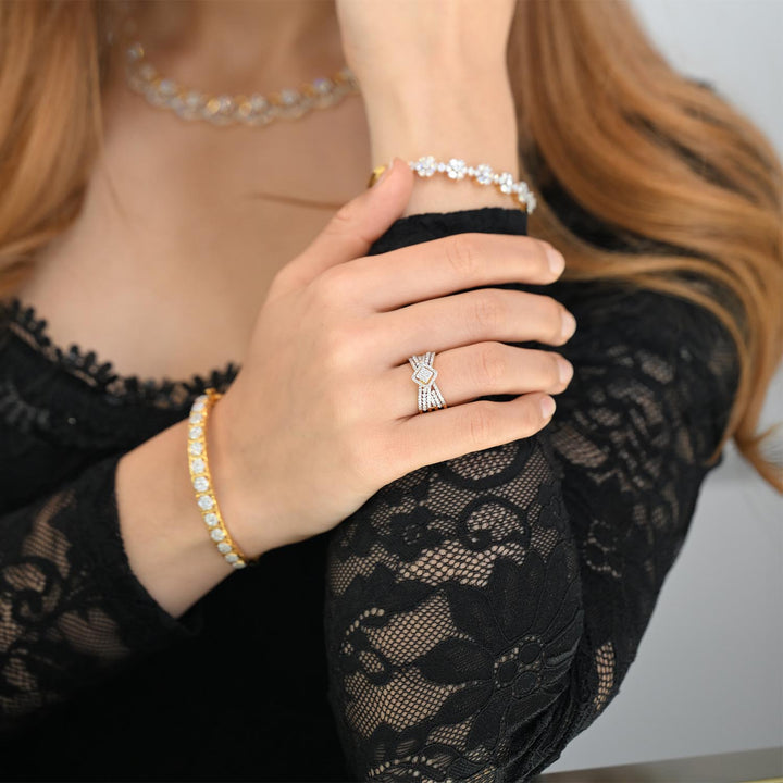 18K YG Cluster Diamond Ring-1pc