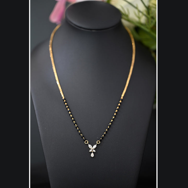 18K YG Cluster Diamond Mangalsutra with 22K Chain-1pc