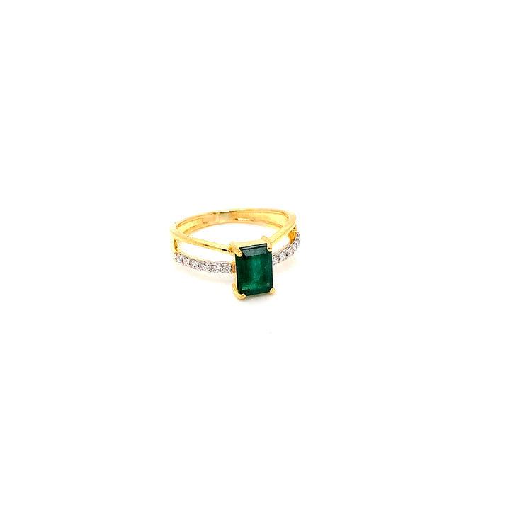 14K YG Cluster Diamond with Emerald Ring-1pc