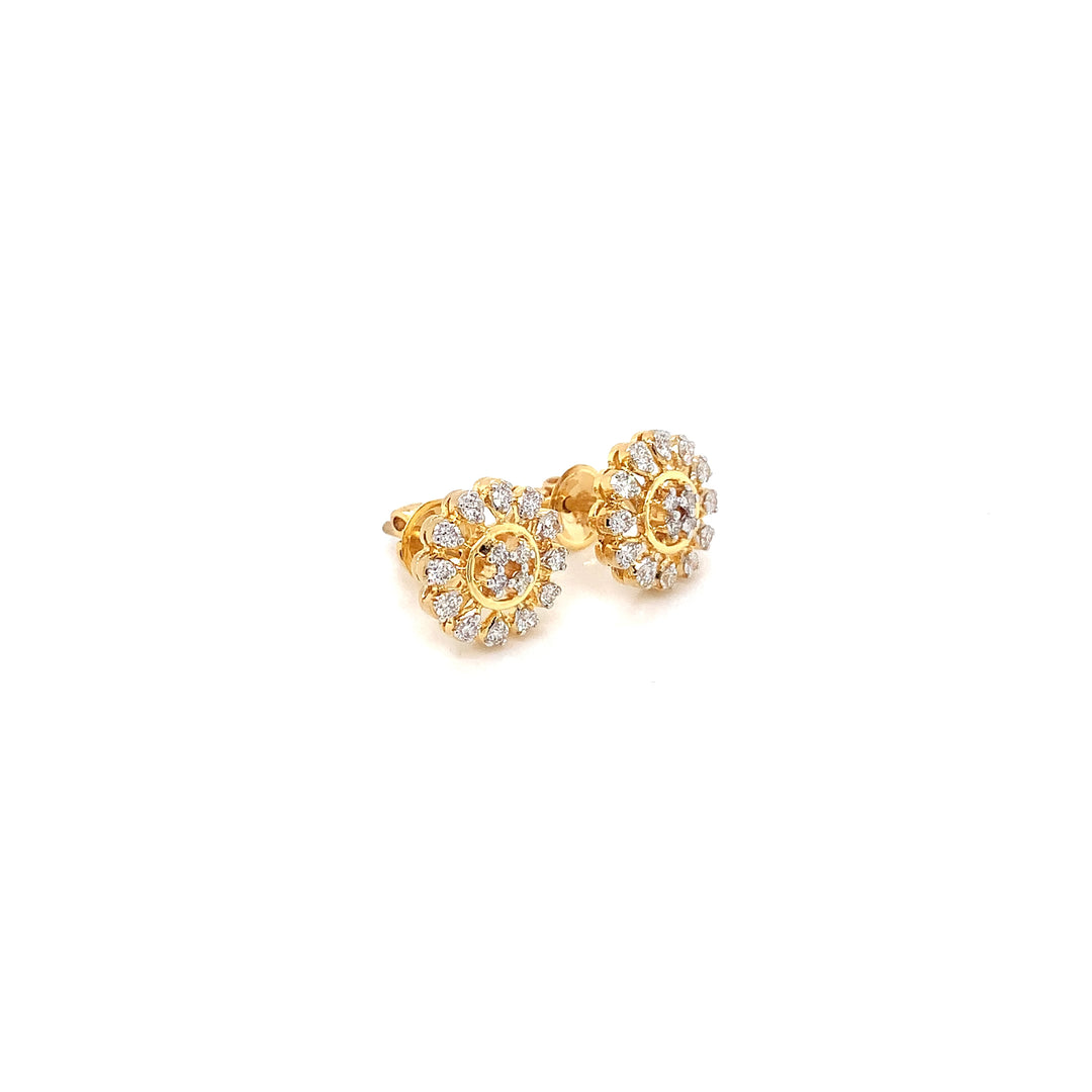 14K YG Cluster Diamond Earring-1pair