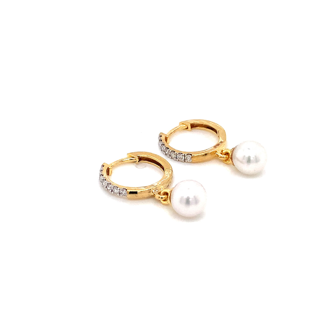 14K YG Huggie Diamond with FW Pearl Earring-1pair