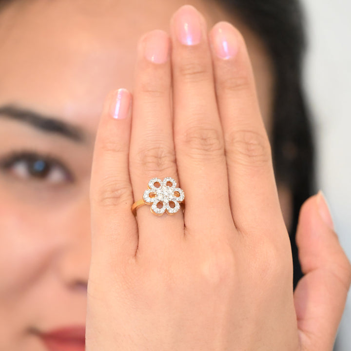 14K YG Flower Diamond Ring- 1pc