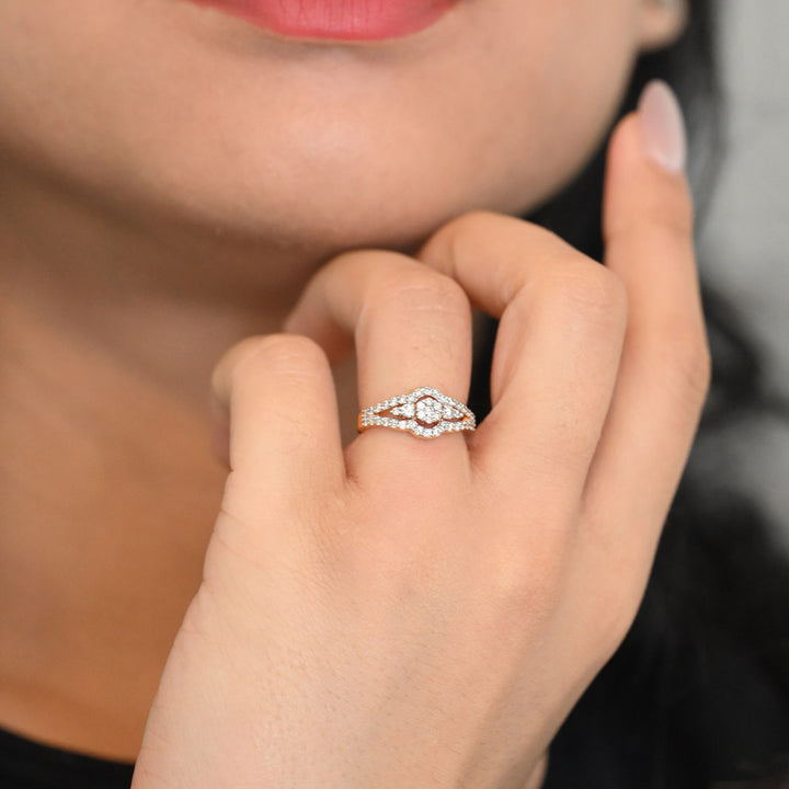 18K YG Women Cluster Diamond Ring- 1pc