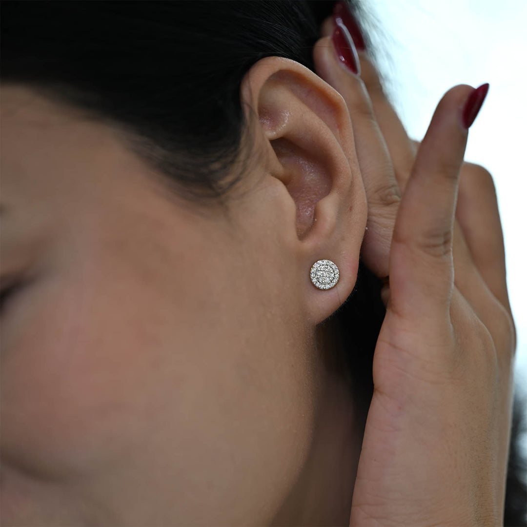 18K YG Women Diamond Cluster Earring- 1pair