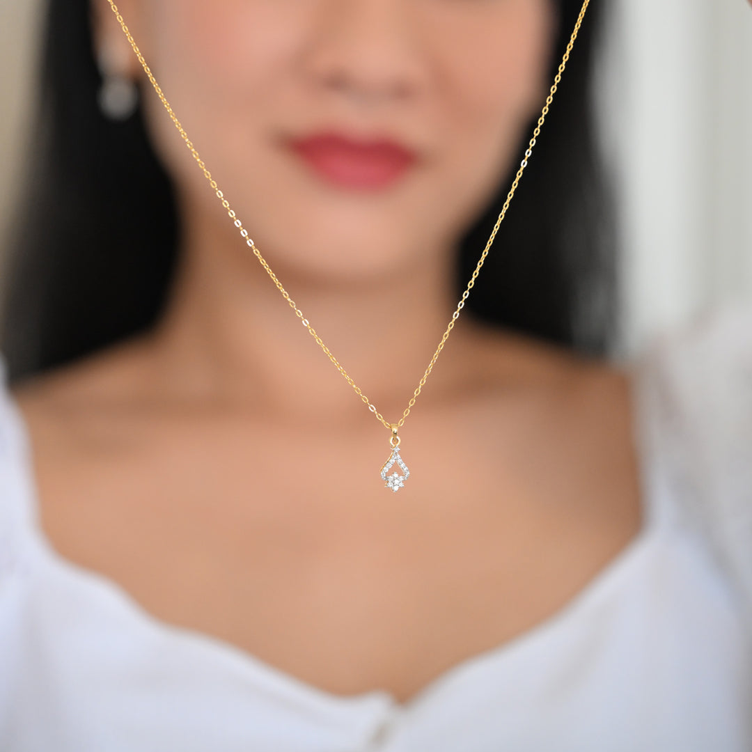 14K YG Cluster Diamond Pendant- 1pc